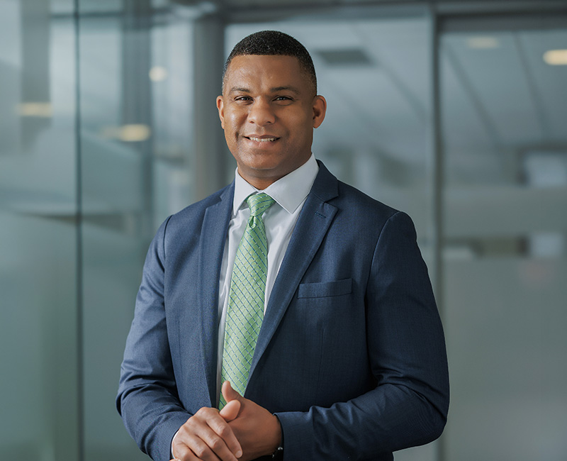 Mareion Royster headshot